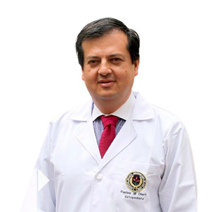 Dr. Carlos Mario Olarte