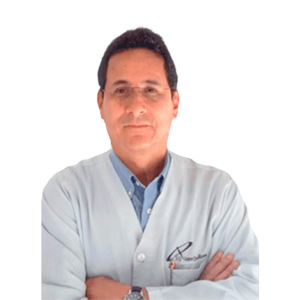 Dr. León Gonzalo Mora
